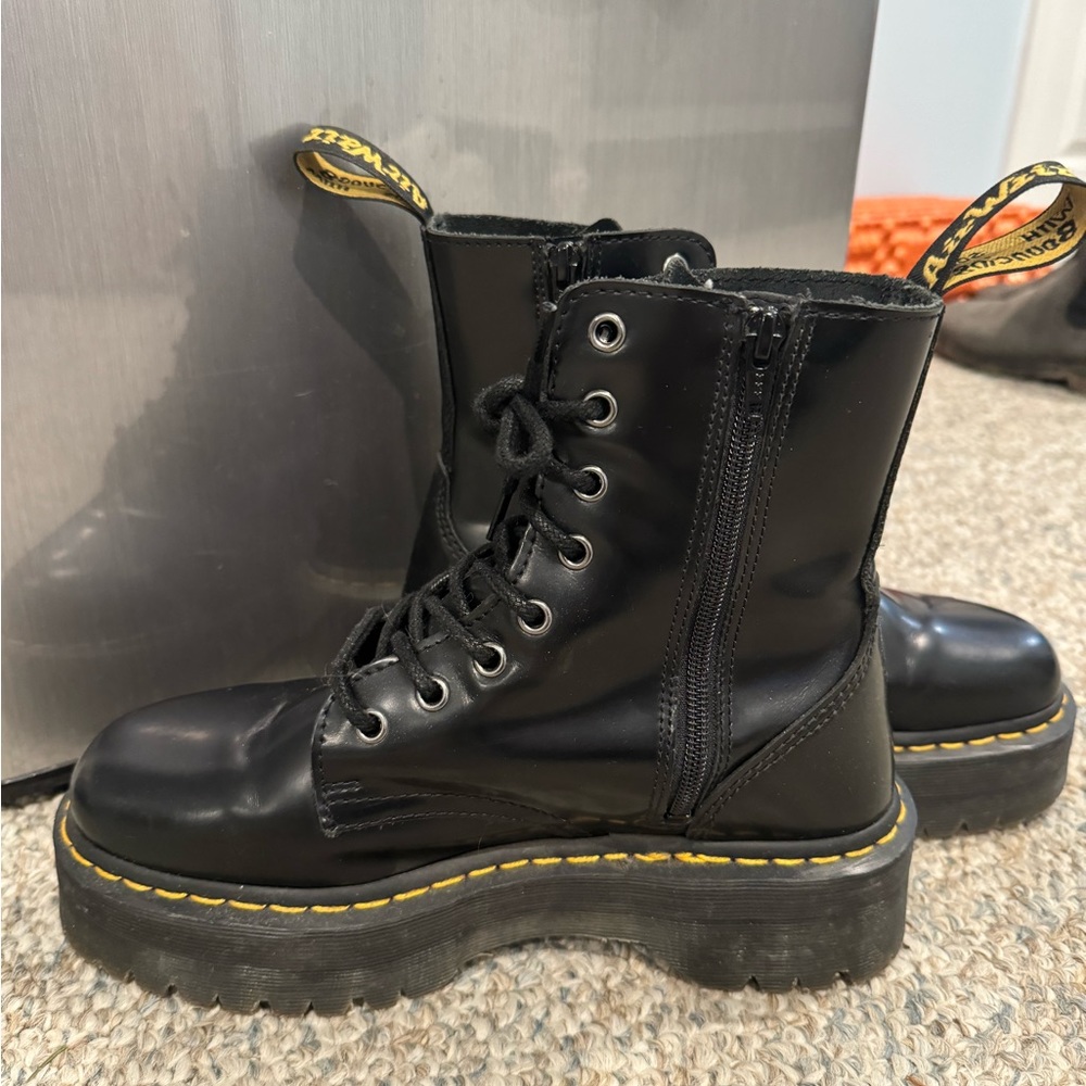 Platform Doc Martens